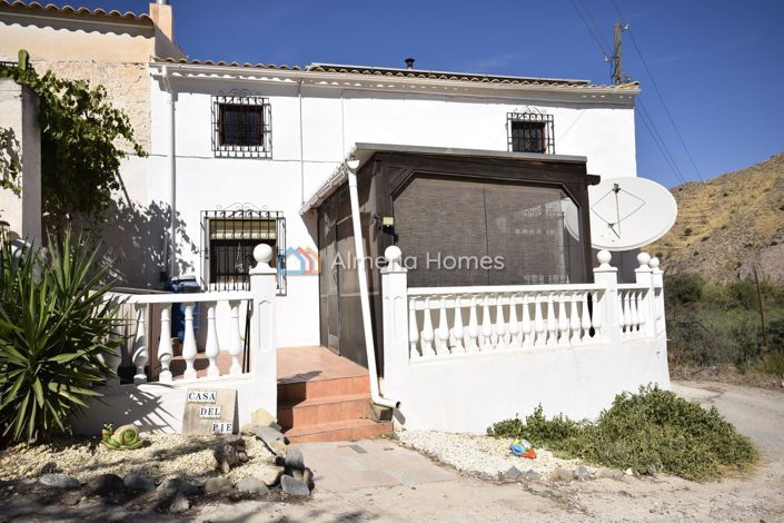 Image No.14-3 Bed Country House for sale