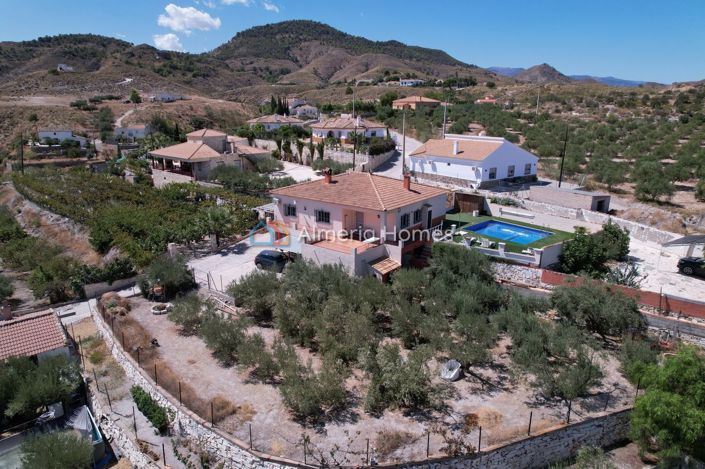 Image No.14-3 Bed Villa for sale