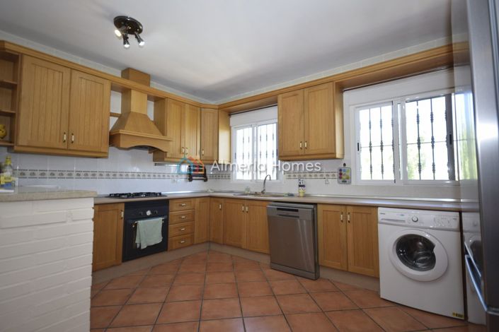 Image No.21-3 Bed Villa for sale