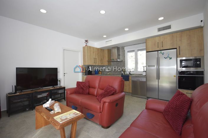 Image No.12-6 Bed Villa for sale