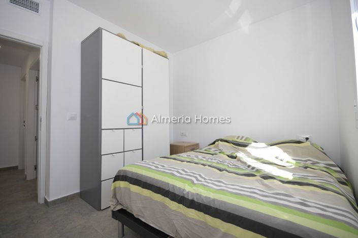 Image No.17-6 Bed Villa for sale