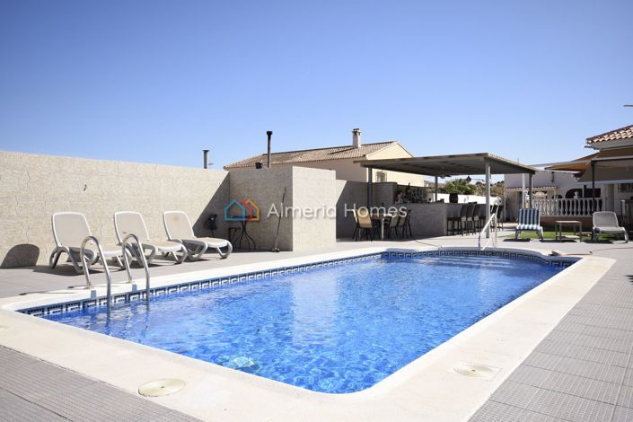 Image No.6-6 Bed Villa for sale