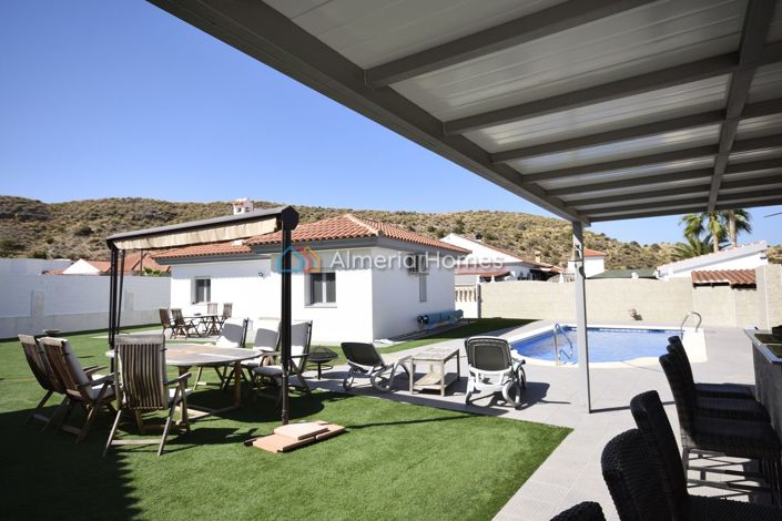 Image No.10-6 Bed Villa for sale