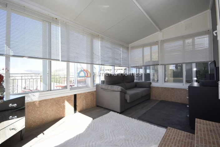 Image No.21-3 Bed Villa for sale