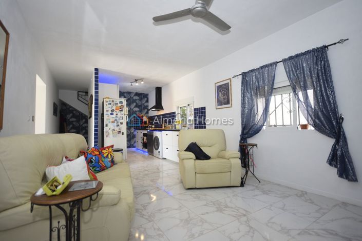 Image No.22-5 Bed Country House for sale