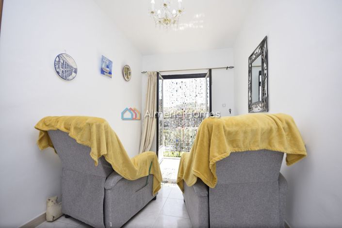 Image No.29-5 Bed Country House for sale