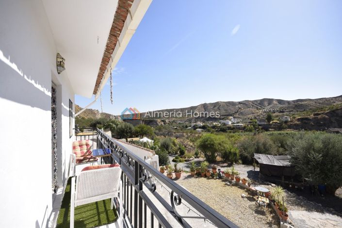 Image No.30-5 Bed Country House for sale