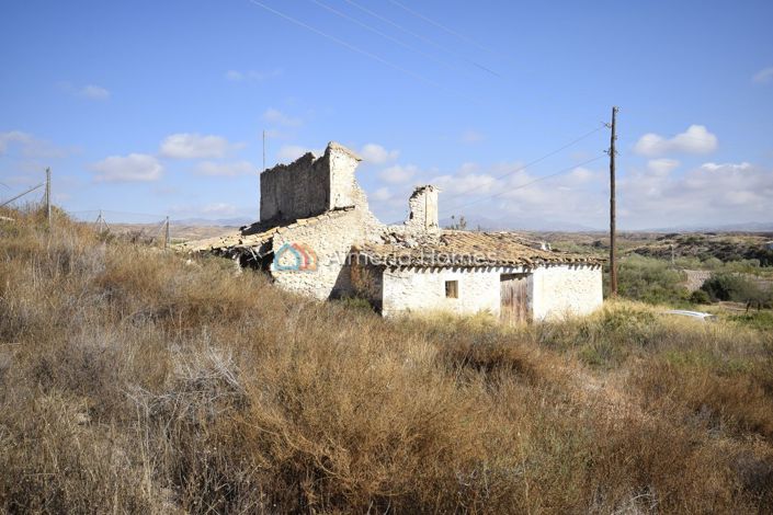 Image No.5-Country House for sale