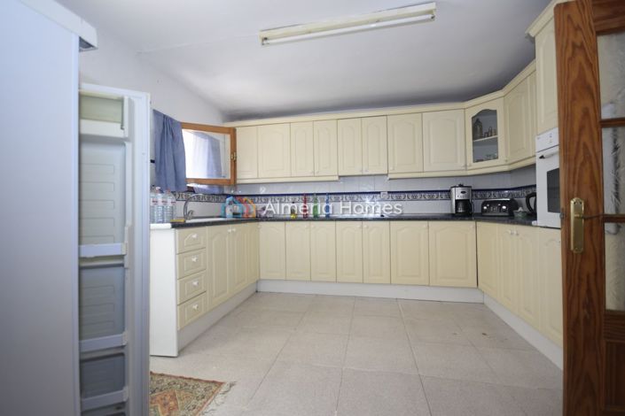 Image No.17-3 Bed Villa for sale