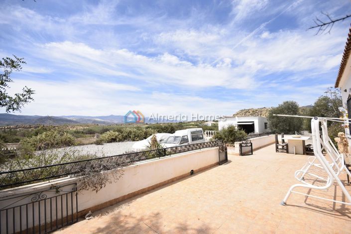 Image No.19-3 Bed Villa for sale