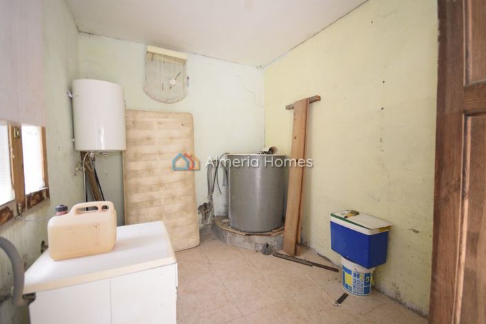 Image No.27-3 Bed Villa for sale