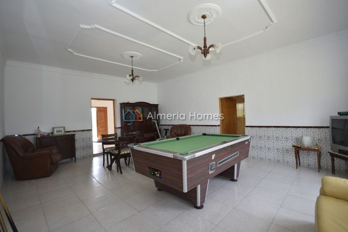 Image No.10-3 Bed Villa for sale