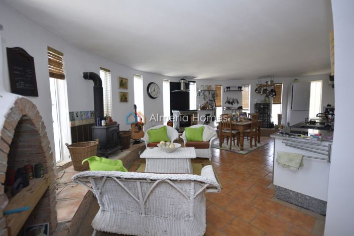 Image No.7-1 Bed Villa for sale