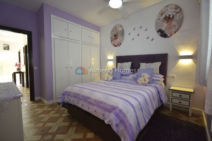 Image No.20-3 Bed Villa for sale