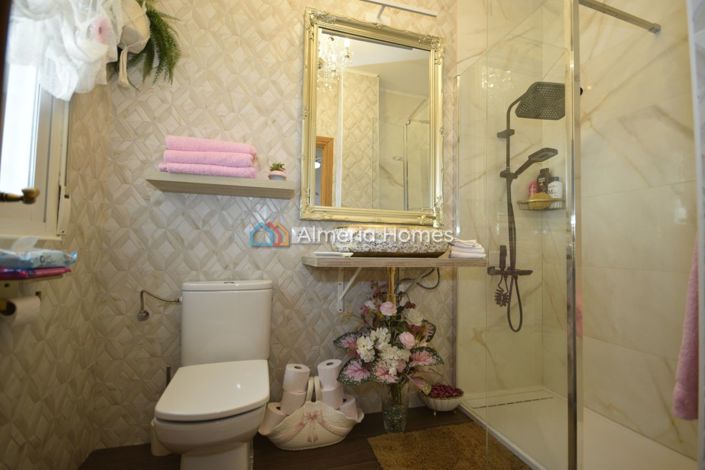 Image No.21-3 Bed Villa for sale