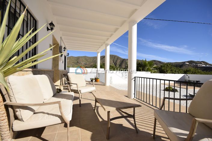 Image No.17-4 Bed Villa for sale