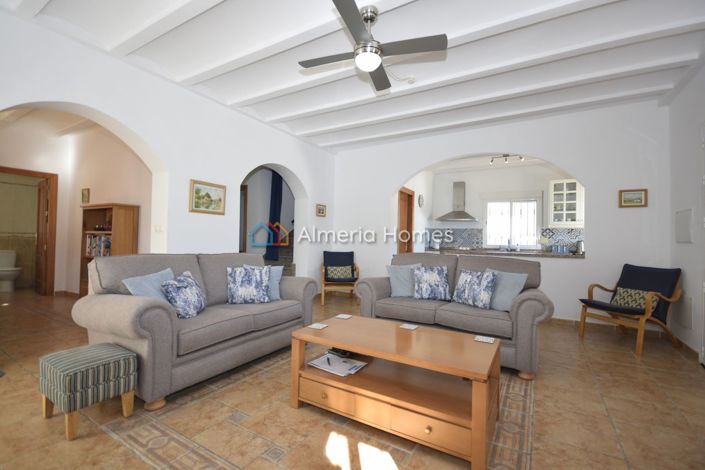 Image No.19-4 Bed Villa for sale