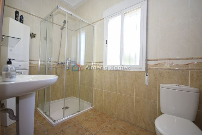 Image No.23-4 Bed Villa for sale