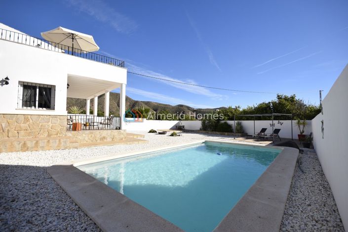Image No.7-4 Bed Villa for sale