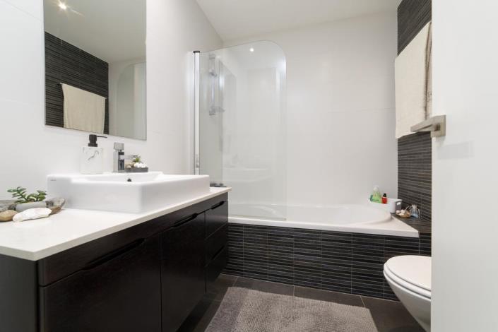 Image No.7-3 Bed Apartment for sale