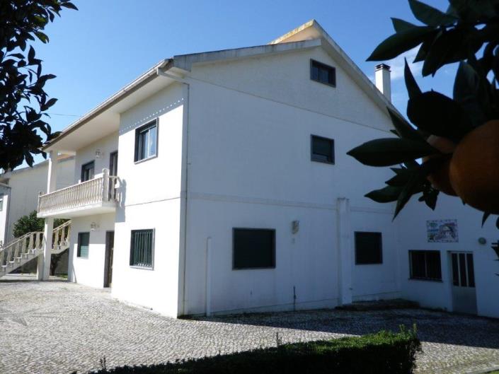 Image No.5-5 Bed Property for sale