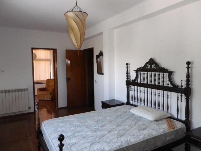 Image No.13-5 Bed Property for sale