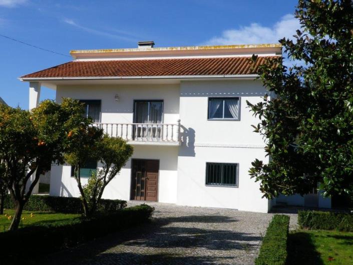 Image No.41-5 Bed Property for sale