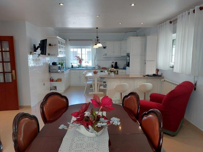 Image No.10-4 Bed House/Villa for sale