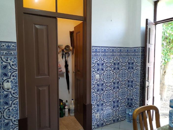 Image No.16-3 Bed Flat for sale