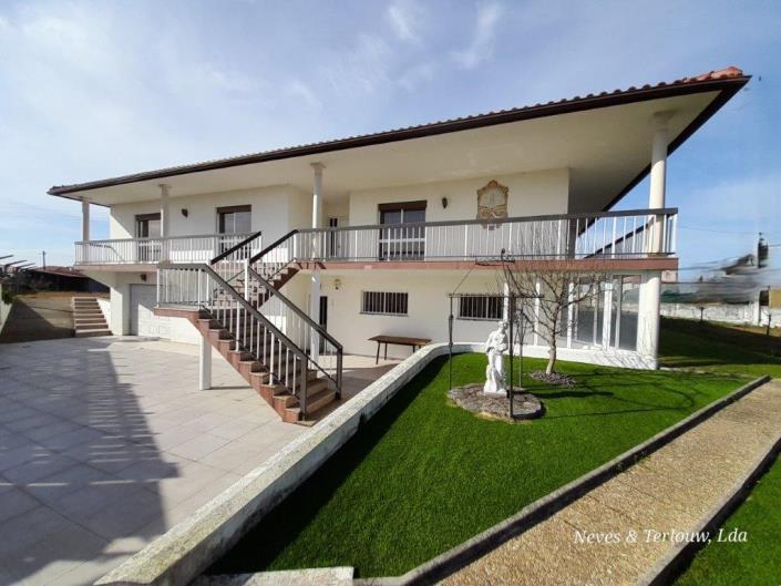 Image No.4-4 Bed House/Villa for sale