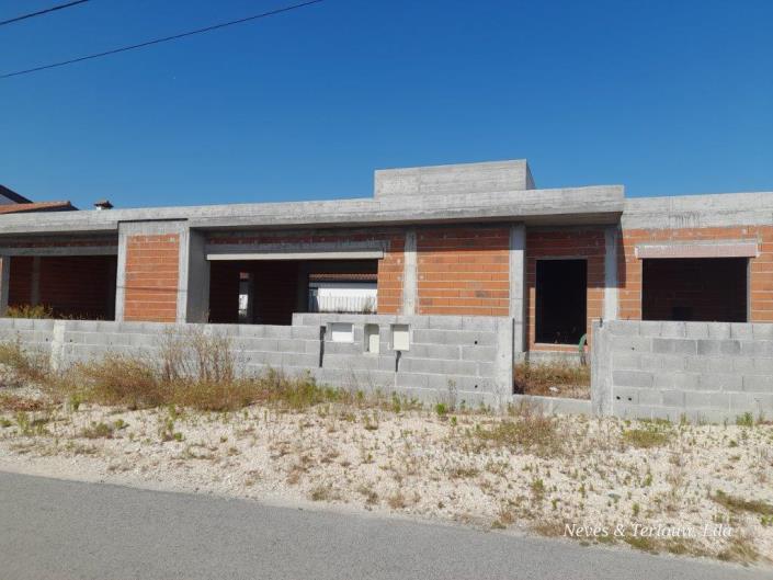 Image No.3-3 Bed House for sale