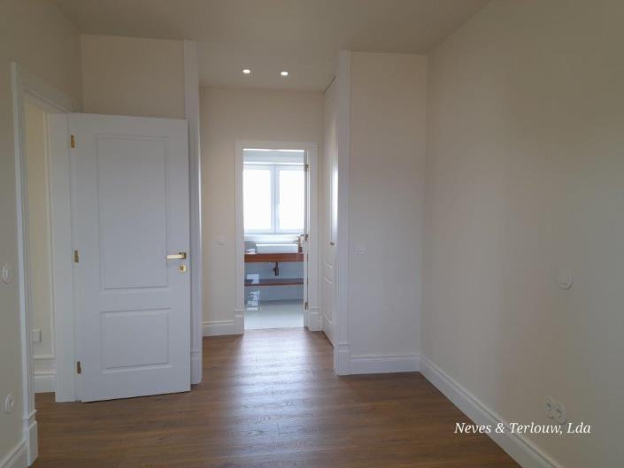 Image No.9-4 Bed House/Villa for sale