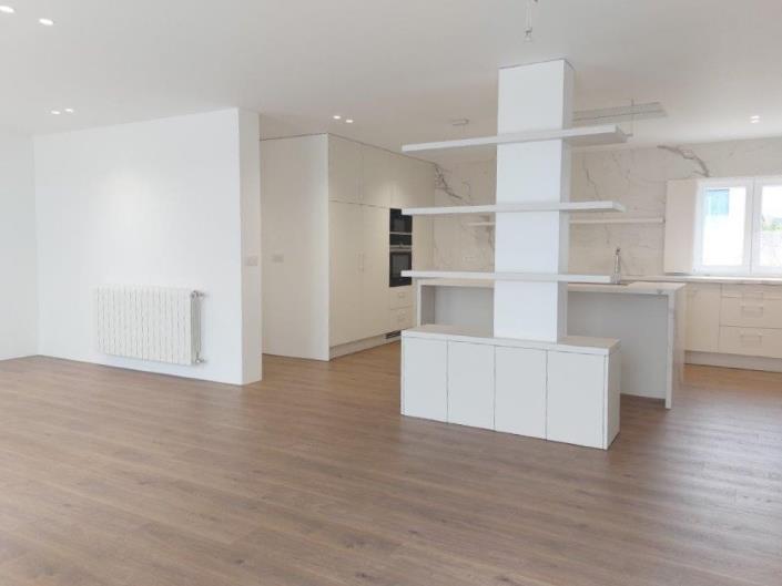 Image No.19-4 Bed House/Villa for sale