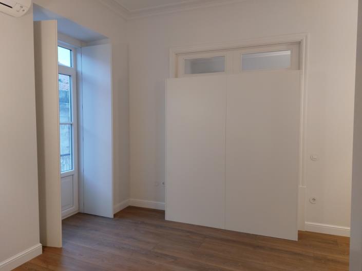 Image No.12-3 Bed Apartment for sale