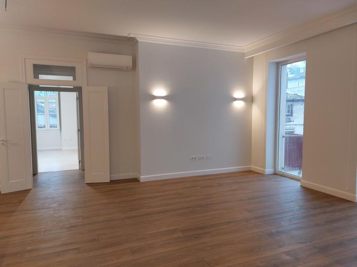 Image No.20-3 Bed Apartment for sale