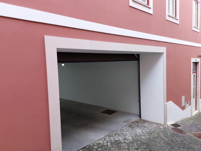 Image No.24-3 Bed Apartment for sale