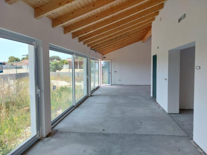 Image No.16-3 Bed House for sale