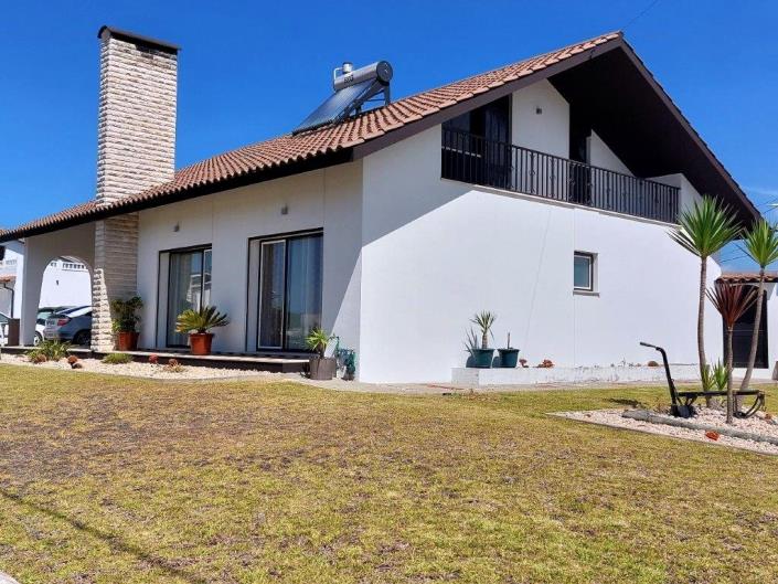 Image No.5-5 Bed Villa / Detached for sale