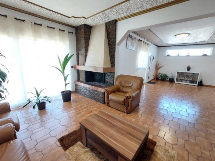 Image No.10-5 Bed Villa / Detached for sale