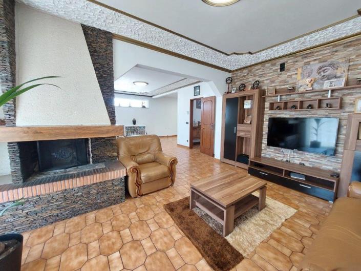 Image No.11-5 Bed Villa / Detached for sale