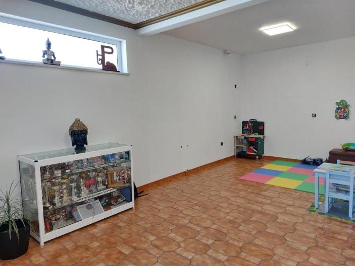 Image No.13-5 Bed Villa / Detached for sale