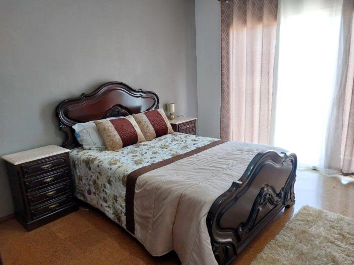 Image No.15-5 Bed Villa / Detached for sale