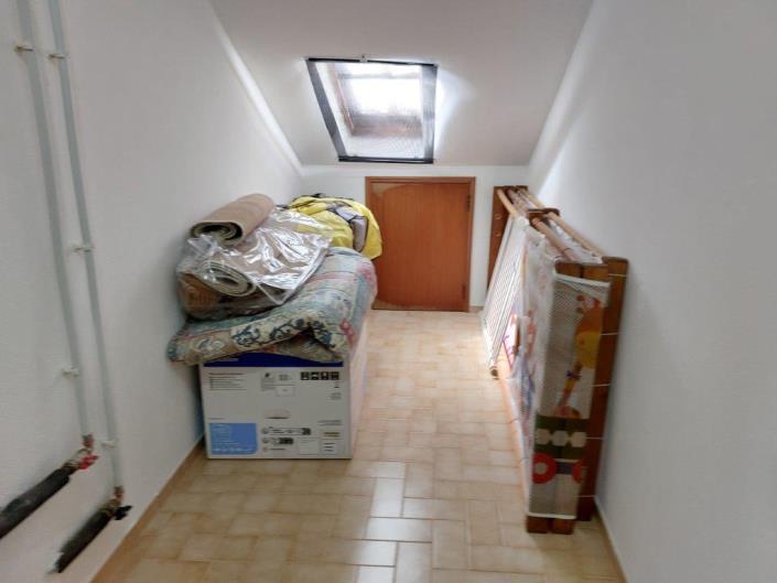 Image No.39-5 Bed Villa / Detached for sale