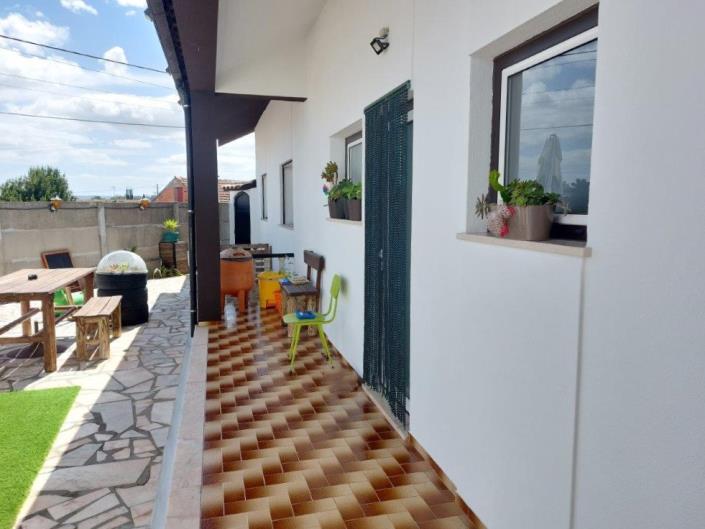 Image No.41-5 Bed Villa / Detached for sale