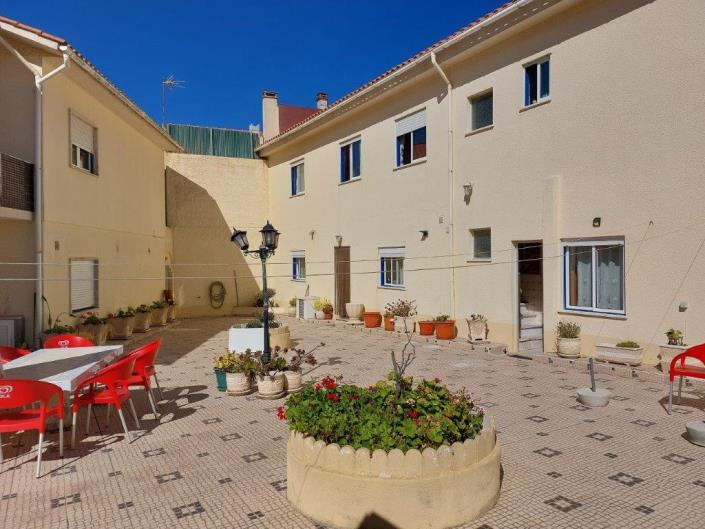 Image No.5-11 Bed Villa for sale