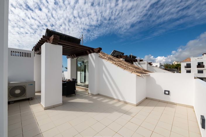 Image No.15-2 Bed Villa for sale