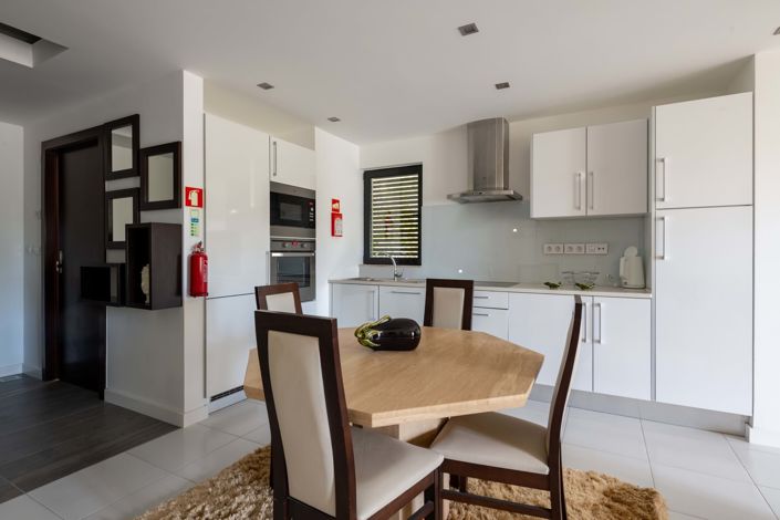 Image No.4-2 Bed Villa for sale