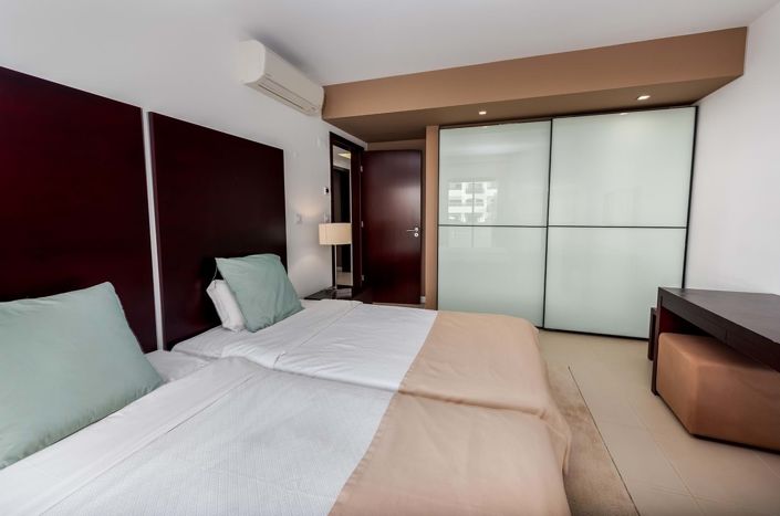 Image No.21-3 Bed Apartment for sale