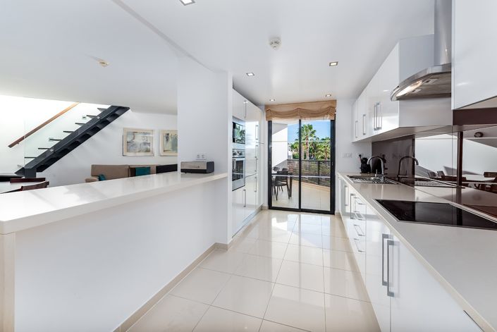 Image No.8-3 Bed Apartment for sale