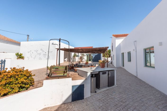 Image No.34-6 Bed Villa for sale